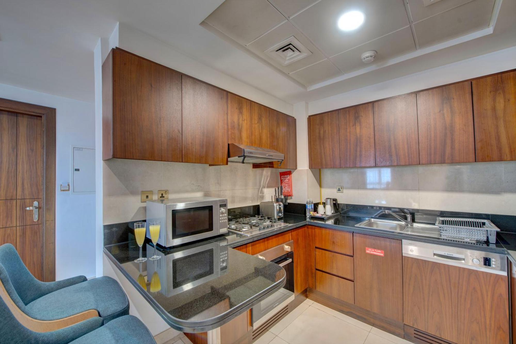 Suha Creek Hotel Apartment, Waterfront Jaddaf, ドバイ エクステリア 写真